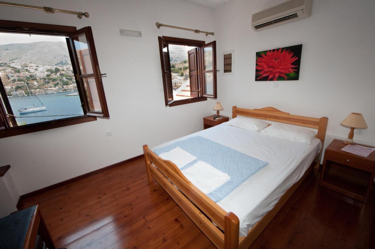 Odyssia Apartment Đảo Sými Ngoại thất bức ảnh